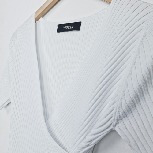 AIMEE | Ribbed Crossover Top | White