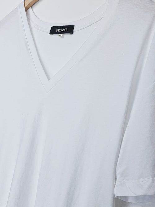 LILYA | 'V' T-Shirt | White