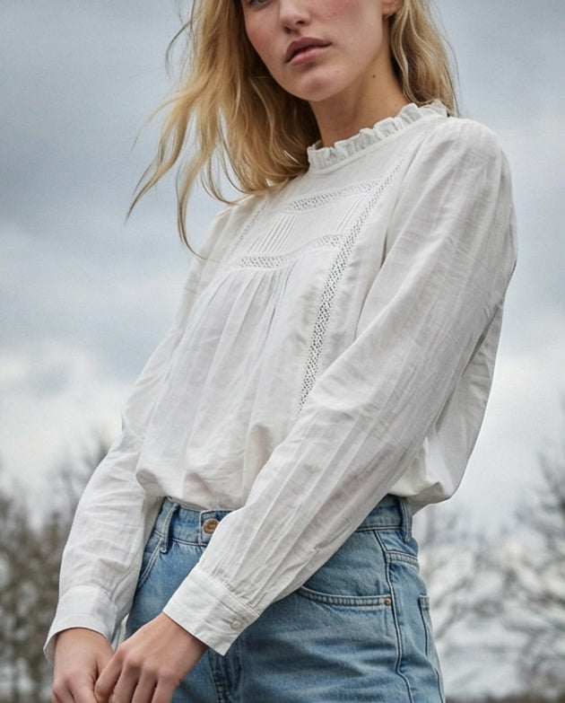 LIBA | Ruffle & Lace Shirt | White