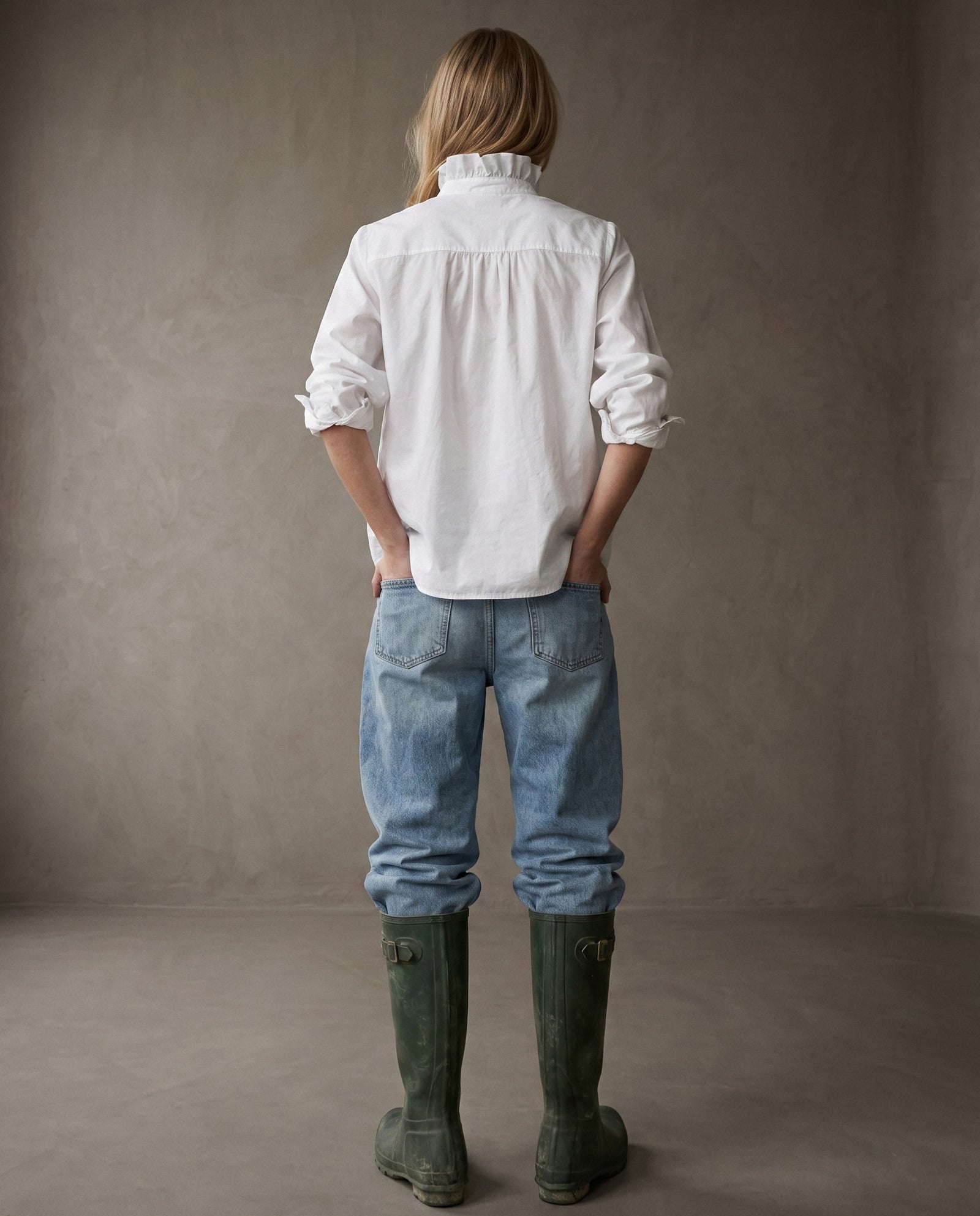 EDEN | Ruffle Collar Shirt | White