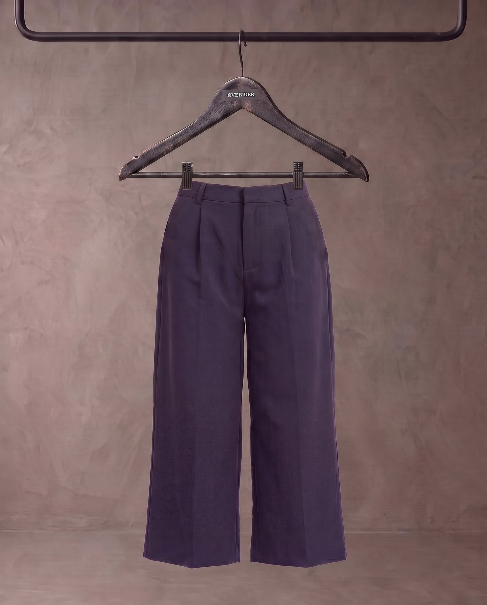 TORI | Cropped Pleated Trousers | Navy