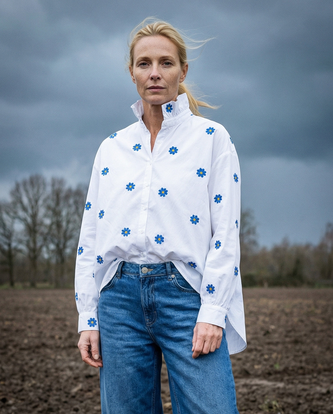 LIRAZ | Ruffle Collar Shirt with Blue Daisies | White