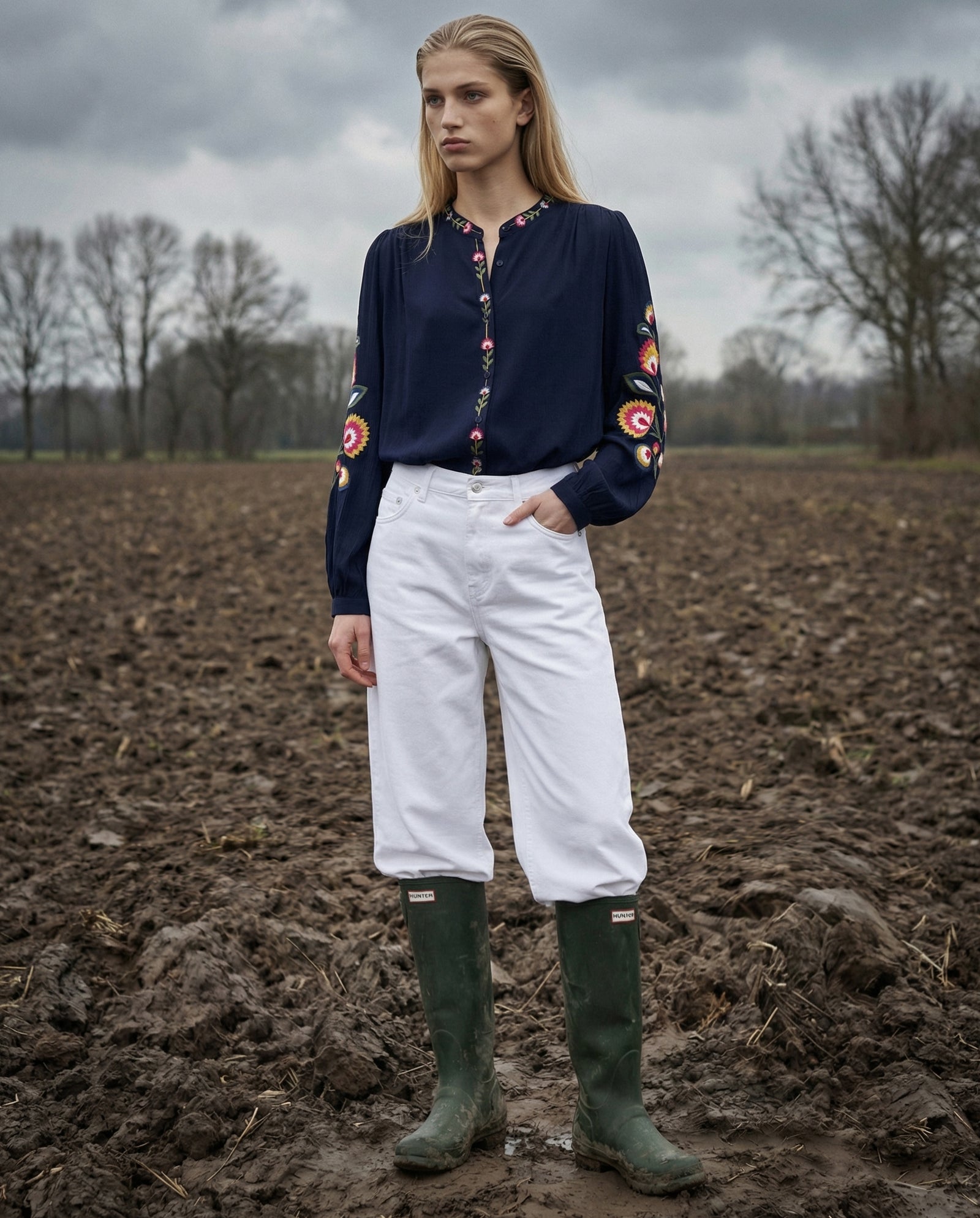 TIRZA | Embroidered Collarless Shirt | Navy