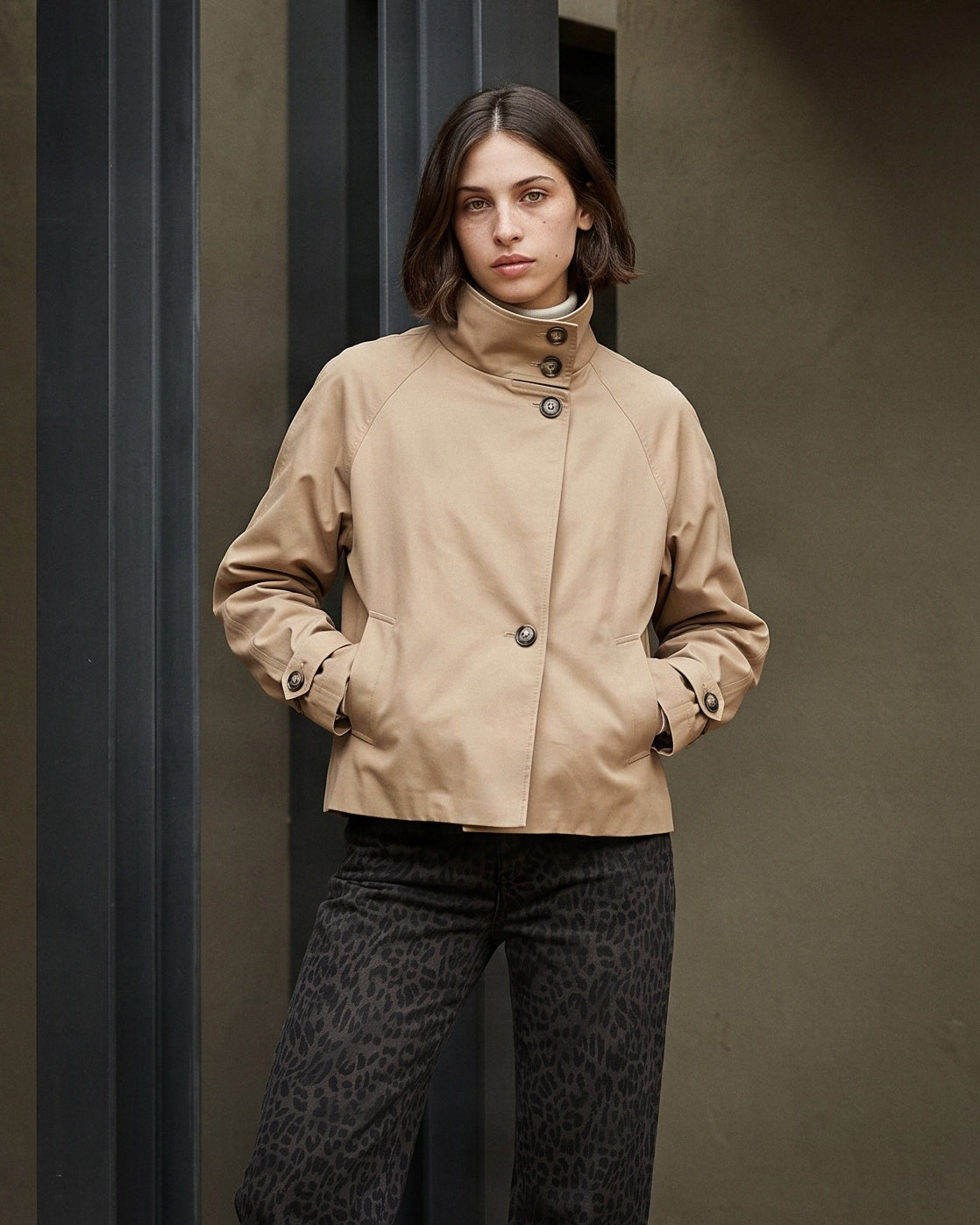 SOPHIA | Short Funnel Neck Mack | Tan