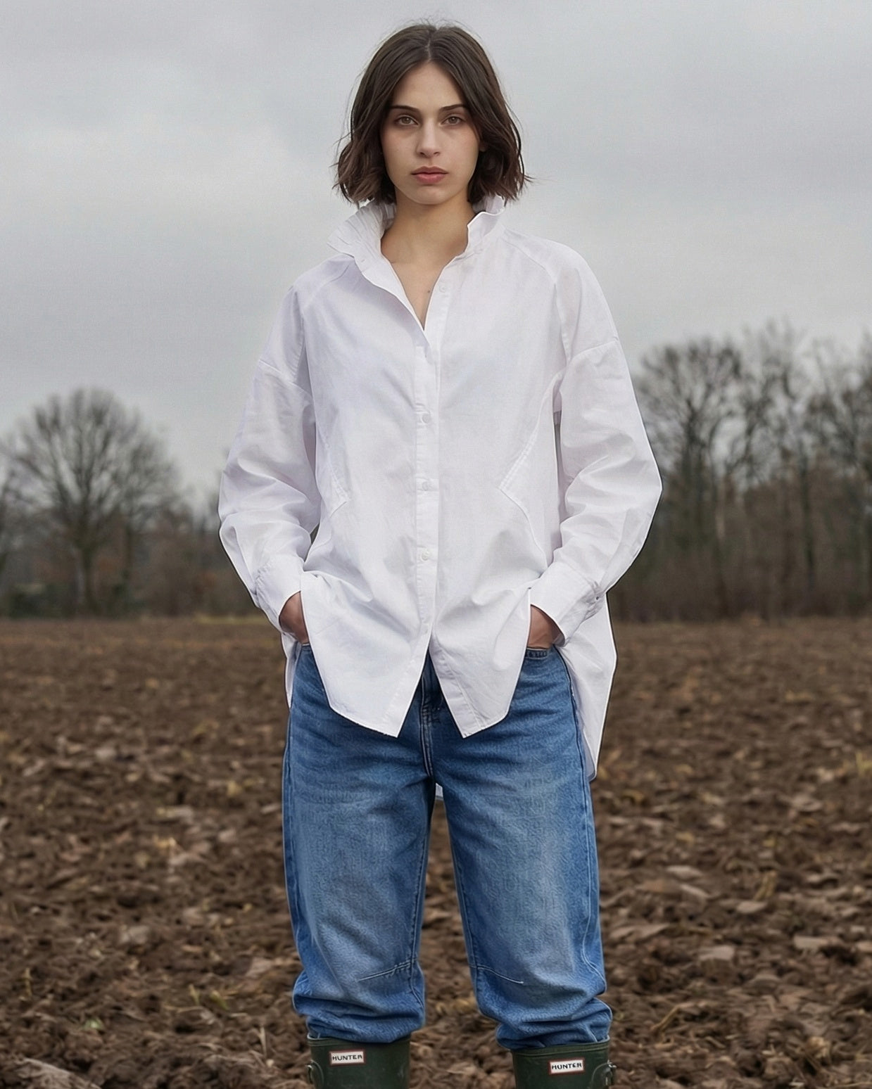 AMALIA | Ruffle Collar Studio Shirt | White