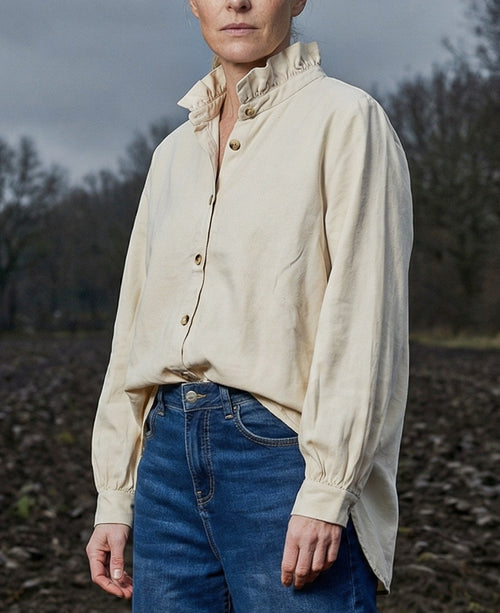 SHIRI | Ruffle Collar Overshirt | Ecru