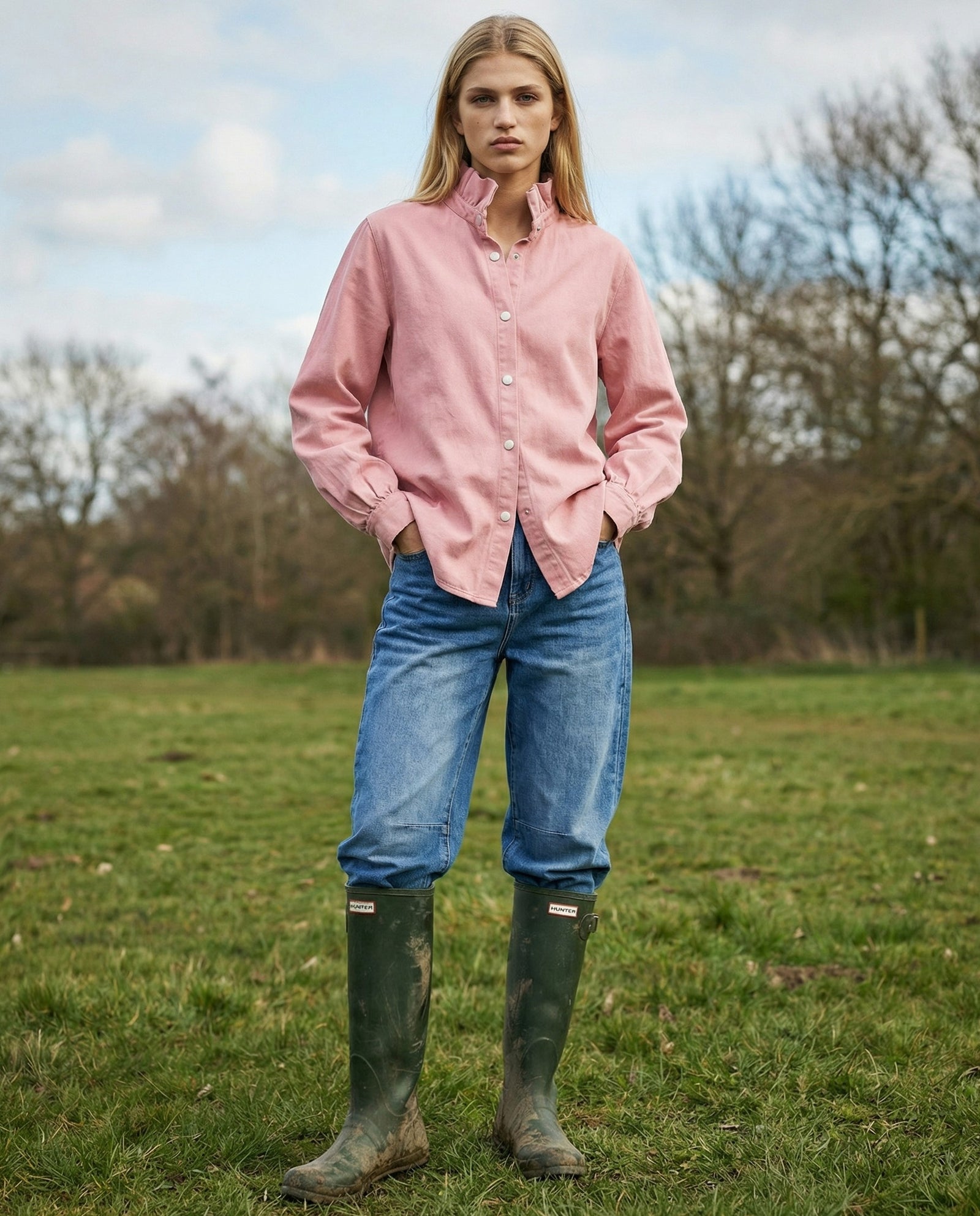 ZARI | Ruffle Collar Overshirt | Pale Pink