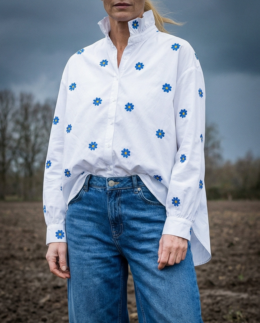 LIRAZ | Ruffle Collar Shirt with Blue Daises | White