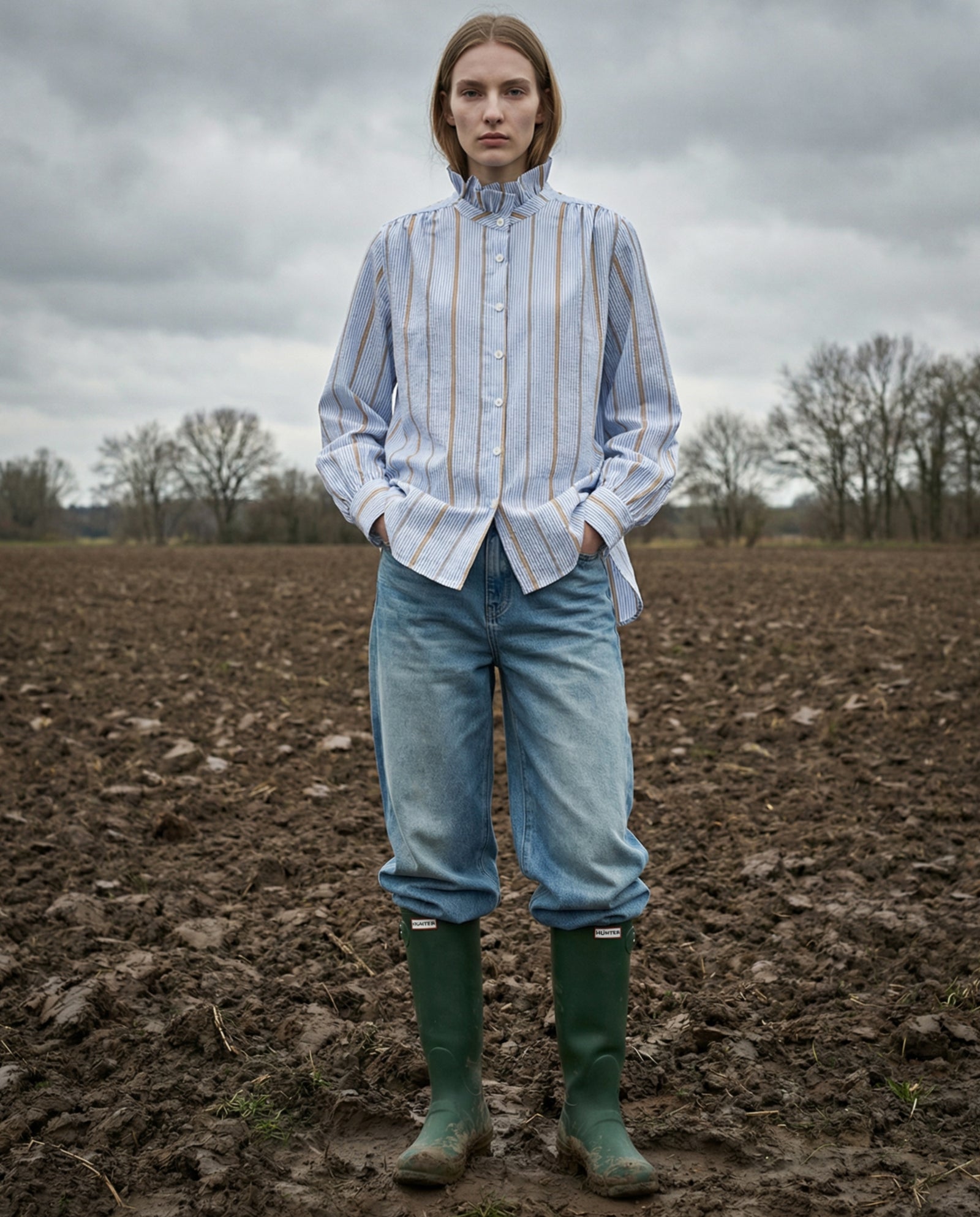 NIV | Ruffle Collar Shirt Stripes | Pale Blue & Brown