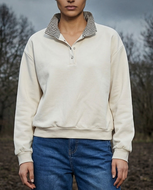 TEHILA | Ruffle Collar Sweatshirt | Ecru