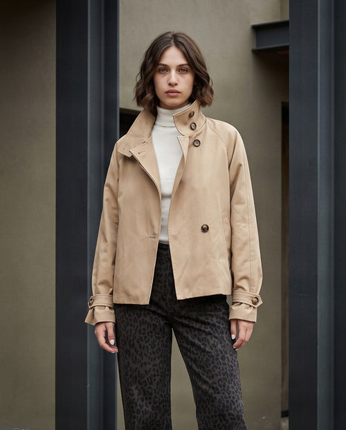 SOPHIA | Short Funnel Neck Mack | Tan