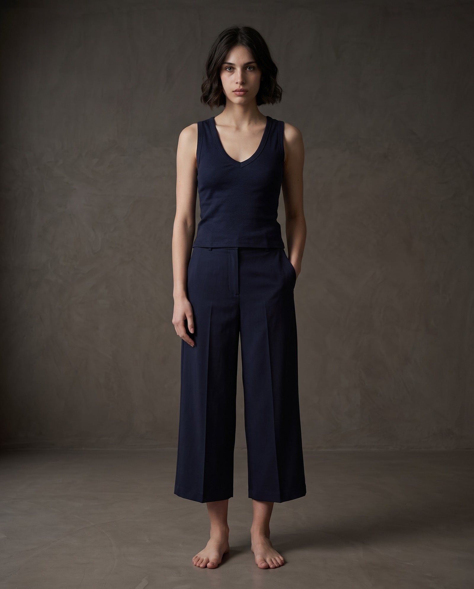 TORI | Cropped Pleated Trousers | Navy