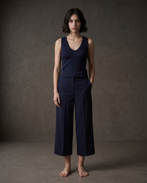 TORI | Cropped Pleated Trousers | Navy