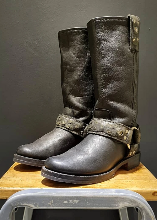 PREWORN | Preloved - 'FRYE' Stud Harness Boot - Size 4 UK