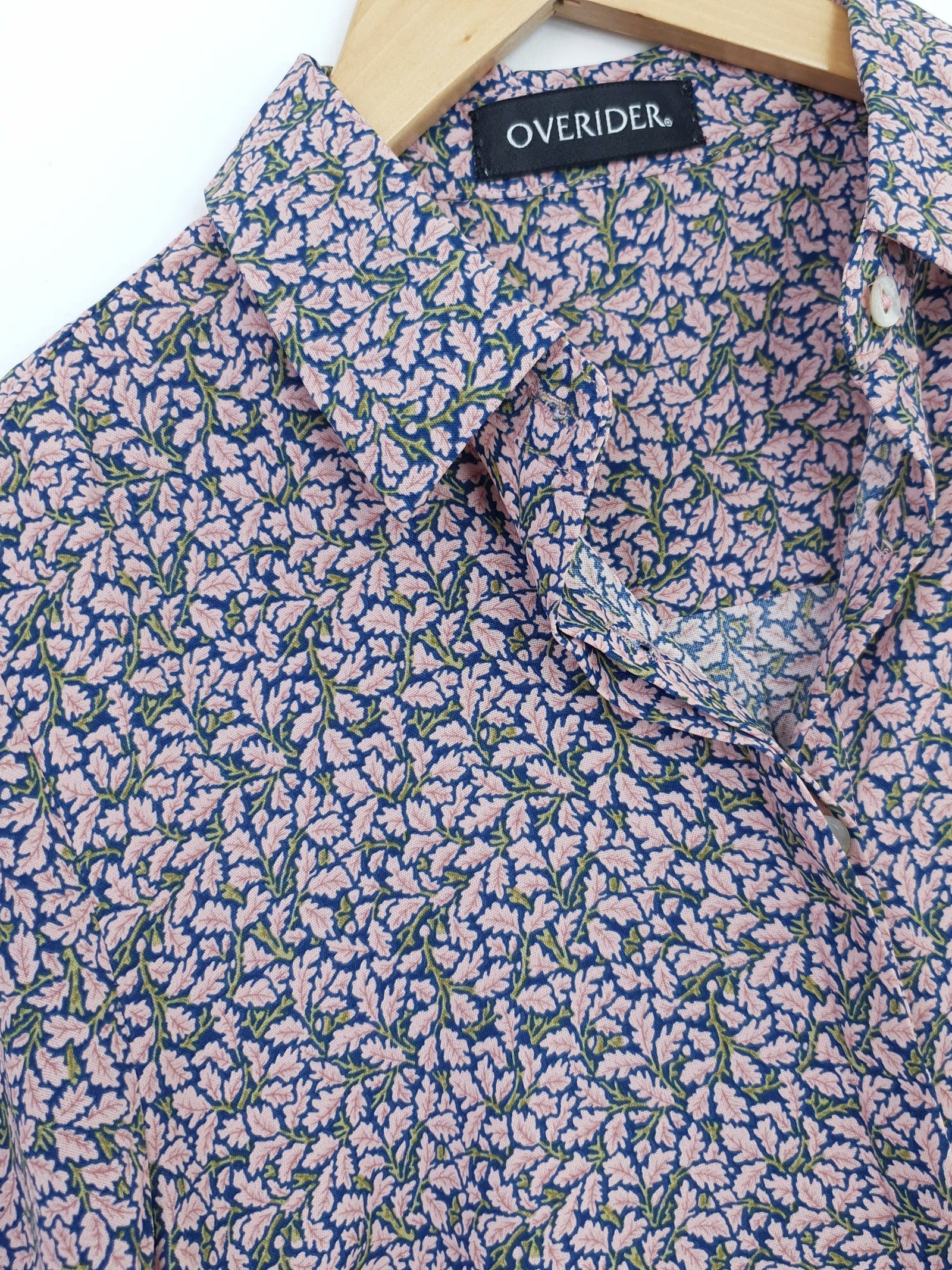 TAMARA | Floral Patterned Fluid Shirt | Pink & Green